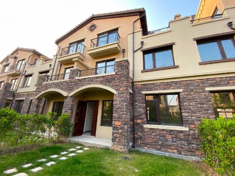 真|急售|春晓龙湖|台地别墅|边套|大花园190平 中心位置