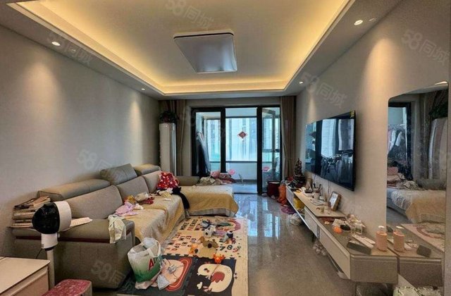 翰林天悦 中间好楼层 精装可拎包入住 南北通透 小三居