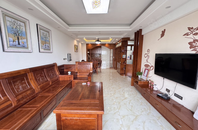 南亚濠庭3室2厅115㎡53.8万二手房图片