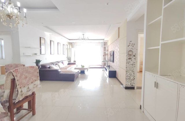 蓝湾国际A区3室2厅149㎡112万二手房图片