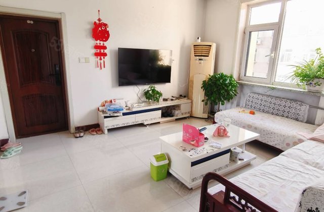 文轩八中，老一中一墙之隔，教育局家属院，师范家属院，停车方便