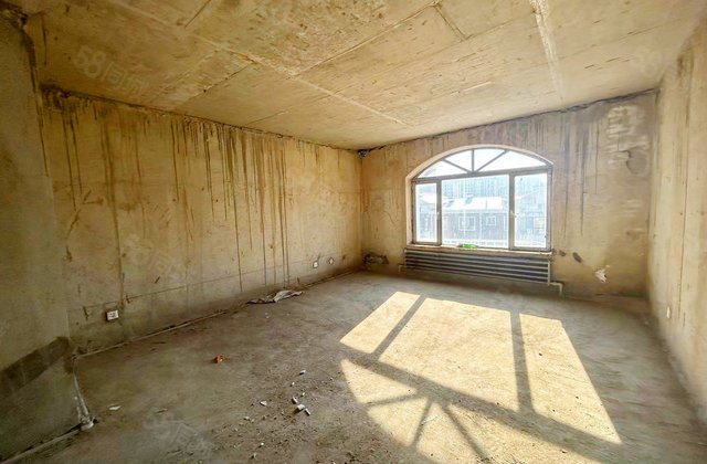 假日名都3室2厅130.66㎡44.8万二手房图片