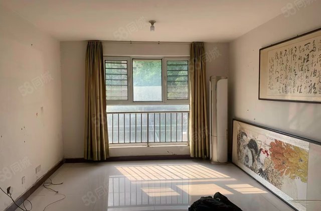 华侨城二期3室2厅115㎡63万二手房图片