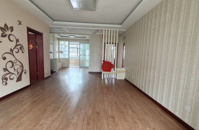 滨湖春天3室2厅142㎡68万二手房图片