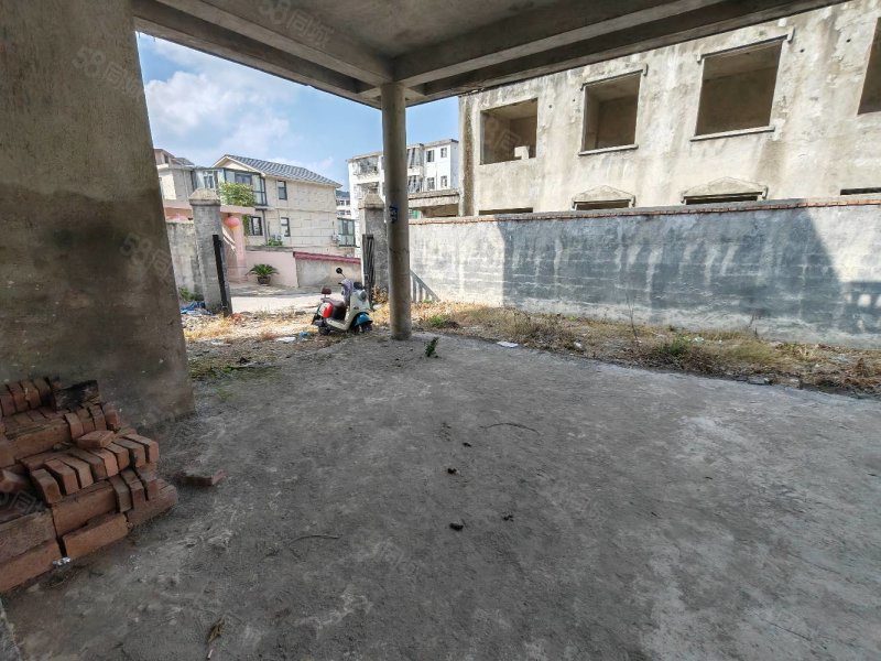 湖田壹号7室3厅3卫371㎡南北169万