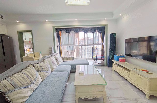 皇冠湖壹号3室2厅98.35㎡139万二手房图片