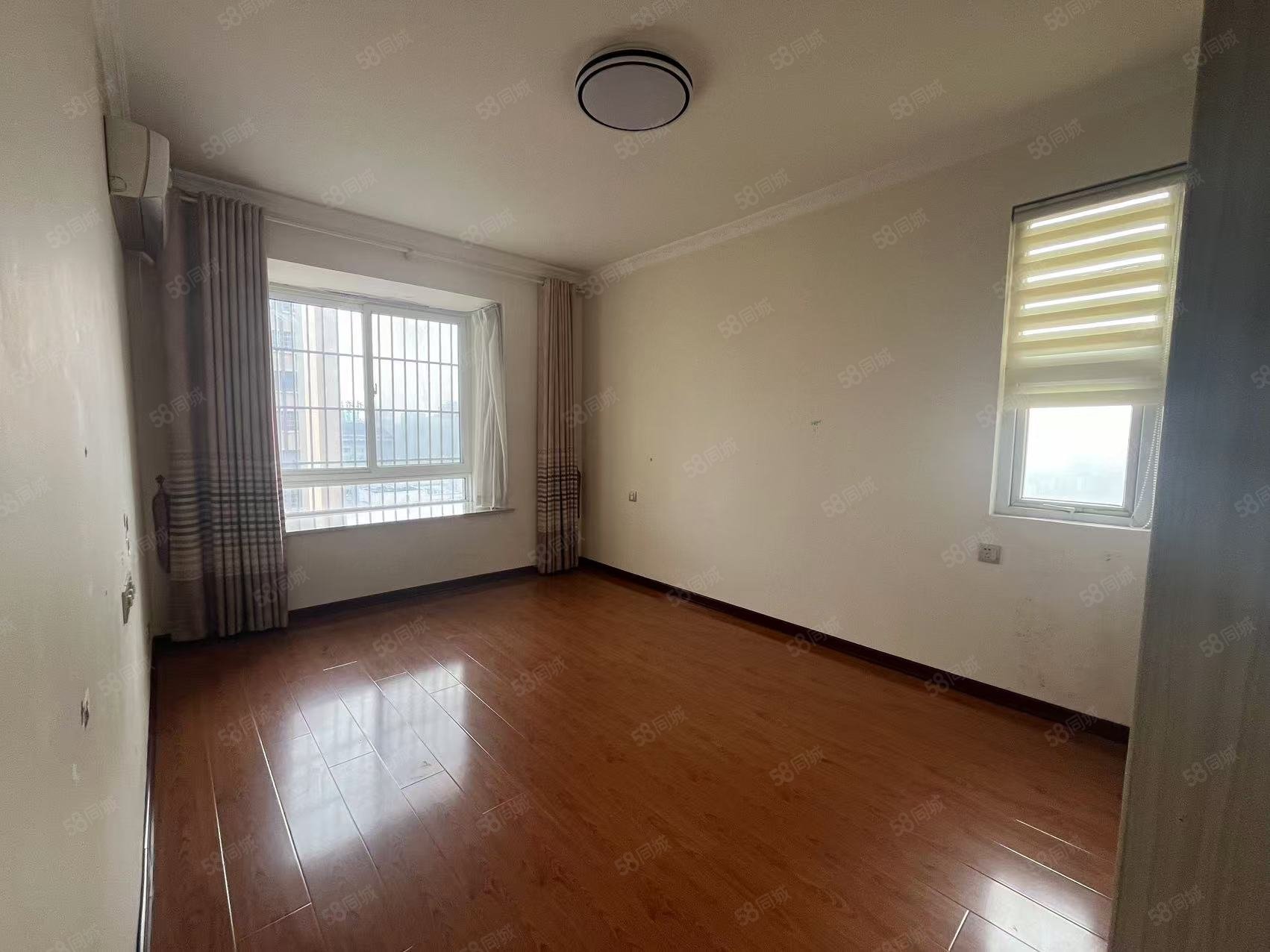 福人名都城2室1厅1卫102.16㎡南42万