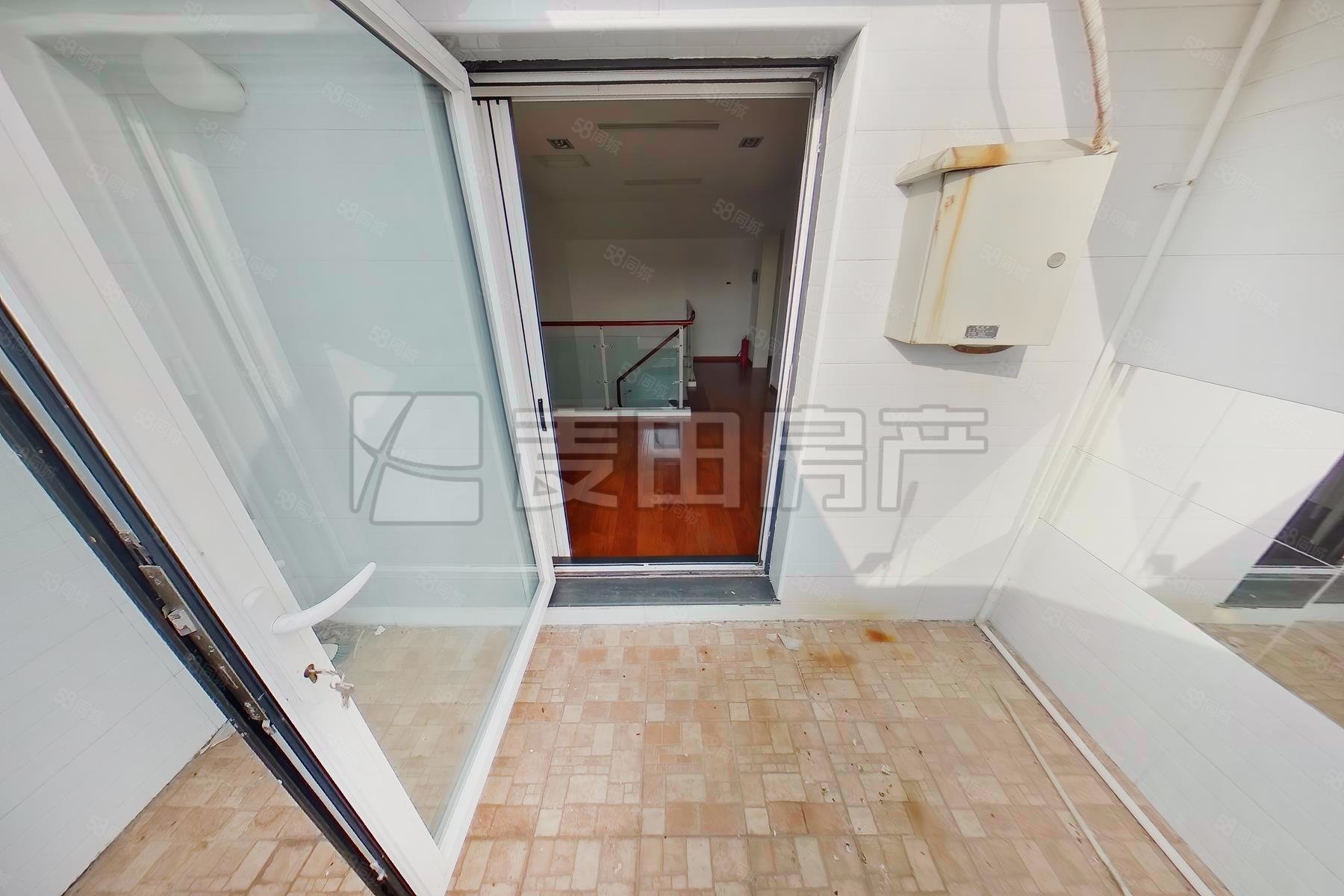 朱雀門小區(qū)4室2廳3衛(wèi)326.02㎡南北4800萬(wàn)