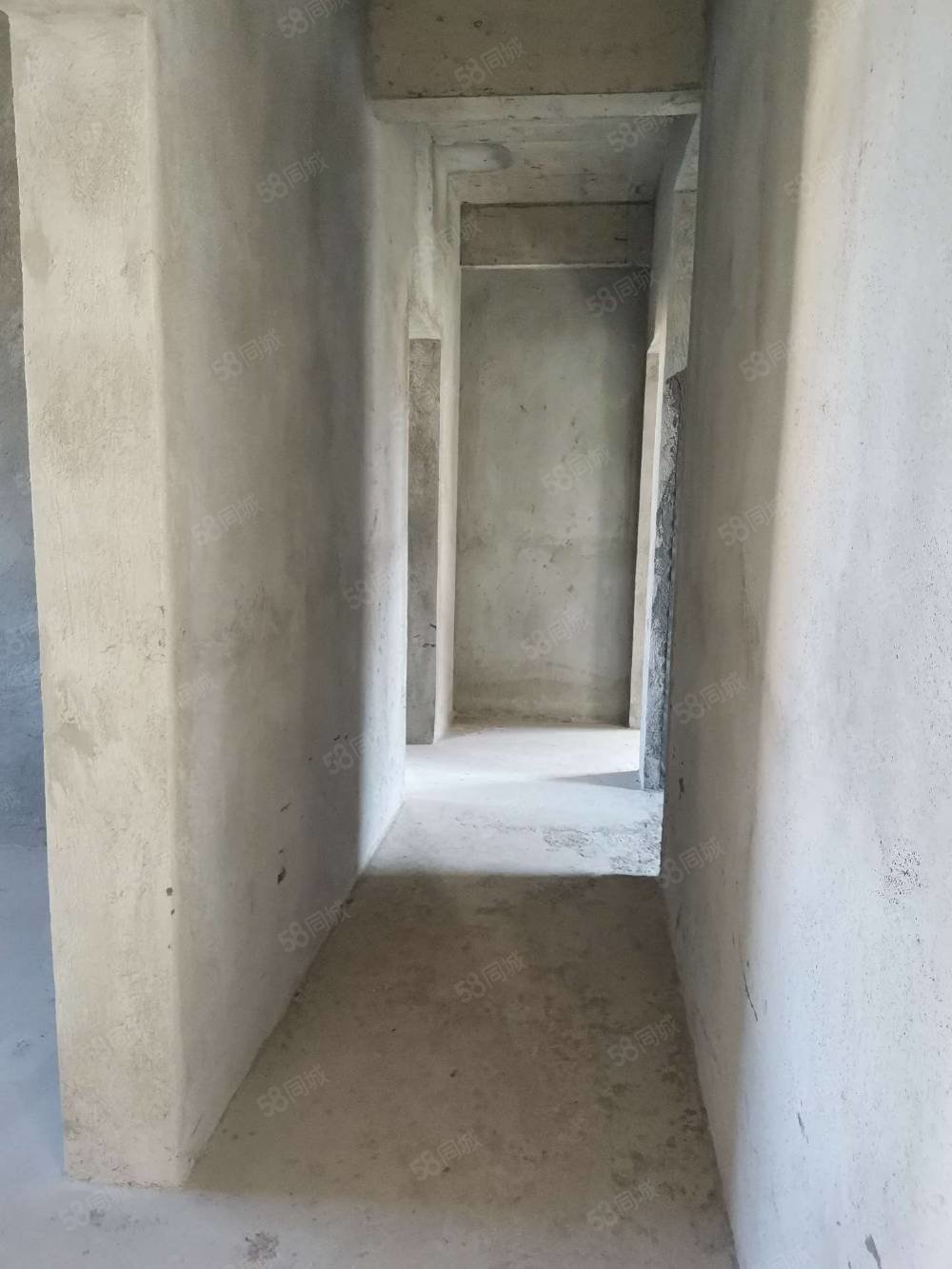 康城一品 三室两厅两卫 电梯中层 产权清晰,康城壹品-安顺58同城