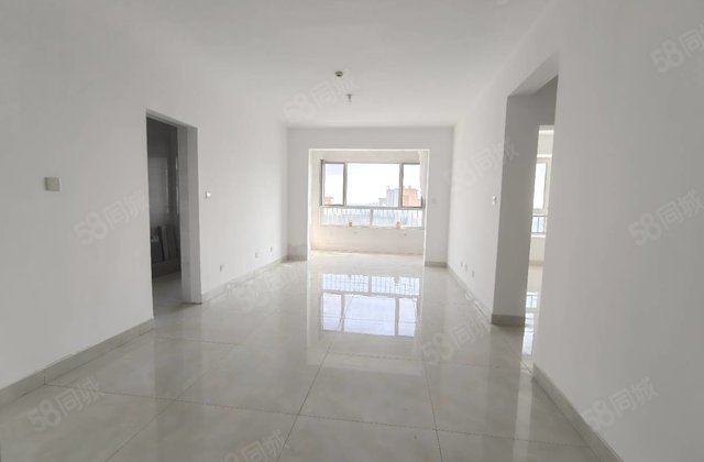 金柱绿城！新房未住！带车位储藏室！两室两厅！随时可看