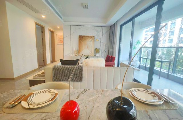 国宾蜀园芳菲苑4室2厅133.64㎡288万二手房图片