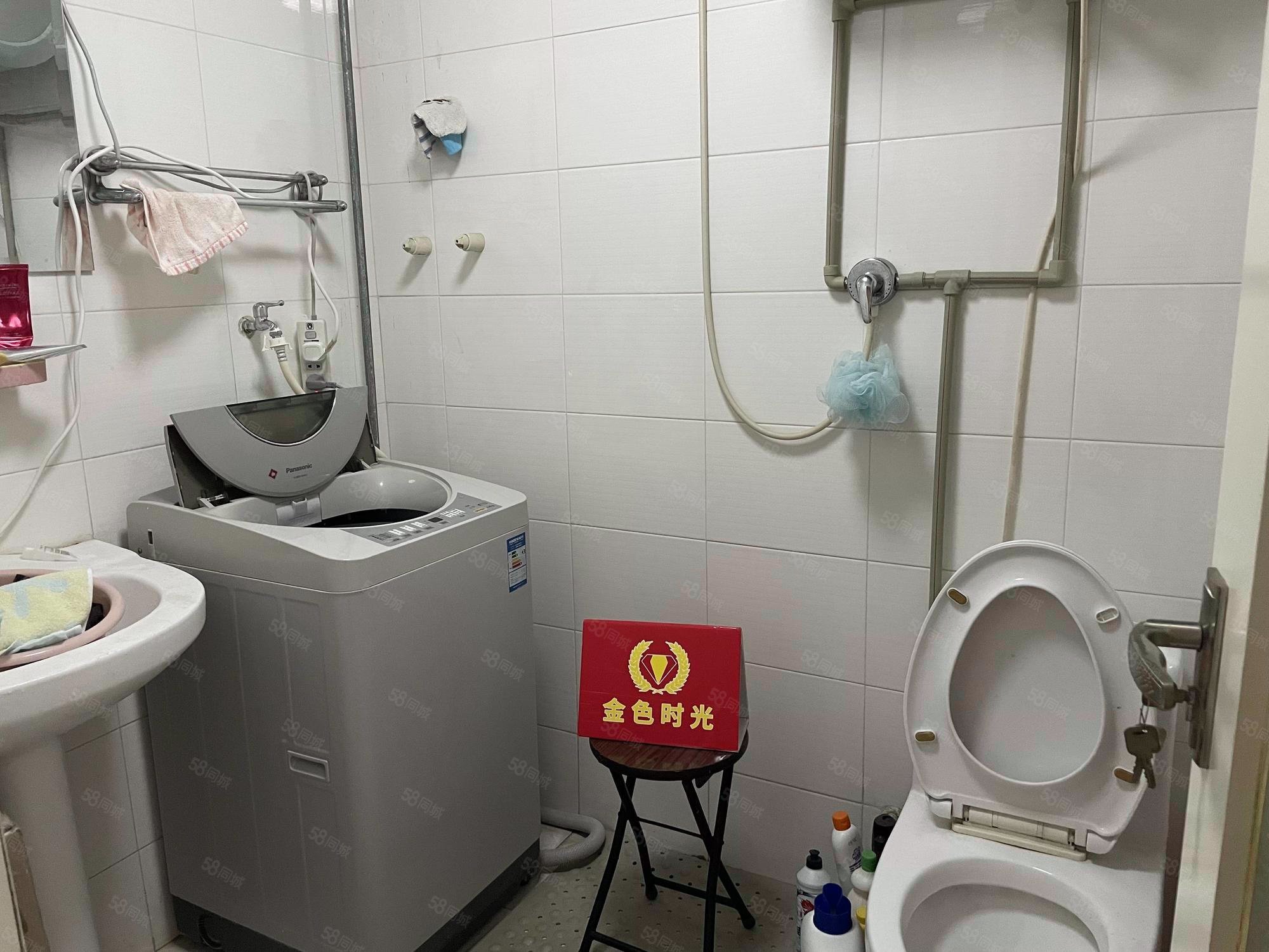 京溪小區(qū)3室2廳2衛(wèi)136.88㎡南北88萬