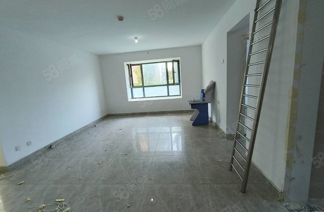 送车位,莲湖新城,边户,新小区,单价6千多.急售