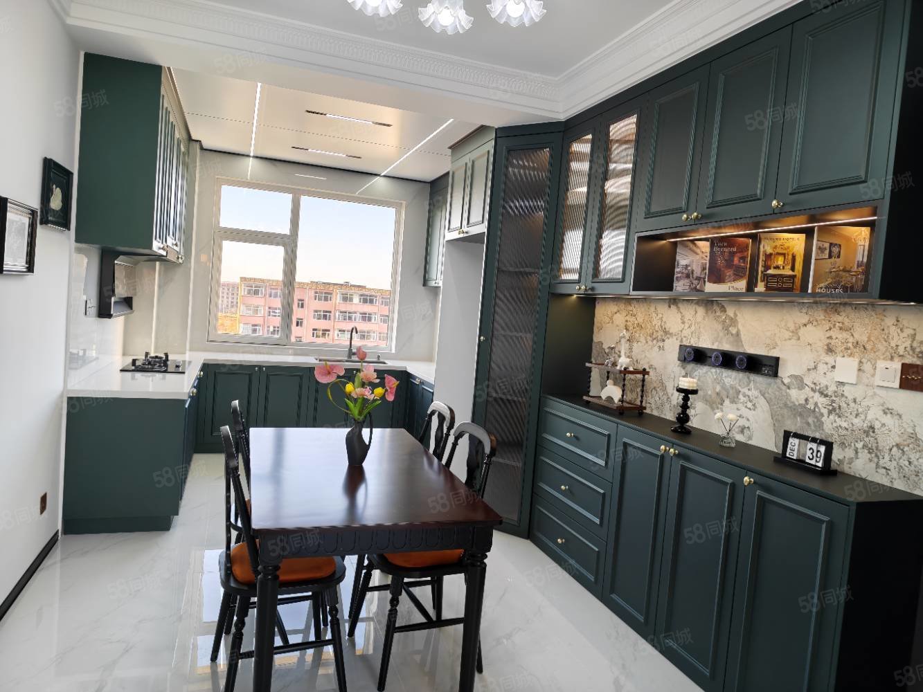 胜利嘉园3室2厅2卫124㎡南北85.8万