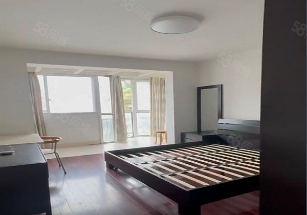 江苏路186弄小区2室2厅86㎡478万二手房图片