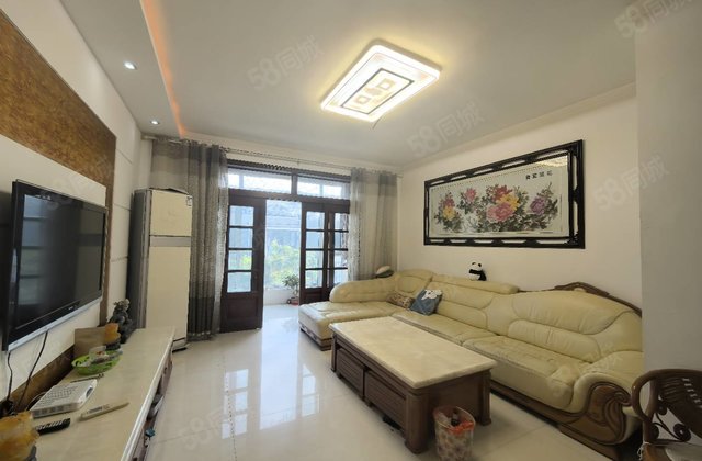 名人苑花园里！湖边次新小区！电梯洋房！  资源！带车库！