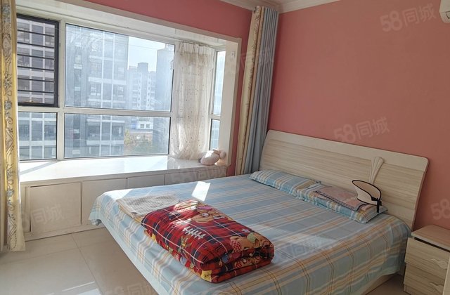 刚需小三居 环境优美 近医院 商品房 南北通透 小区新