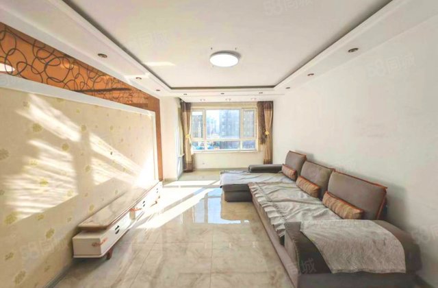 英伦小镇(一期)2室2厅96.02㎡53万二手房图片