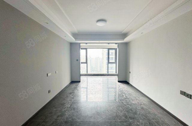 绿地麓云国际3室2厅128㎡159.8万二手房图片