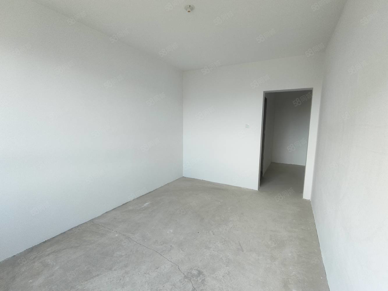 月星环球城2室1厅1卫80㎡南北28.8万