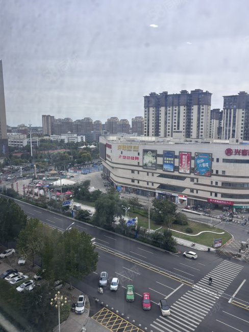 奥林清华3室2厅2卫120㎡南北68.88万