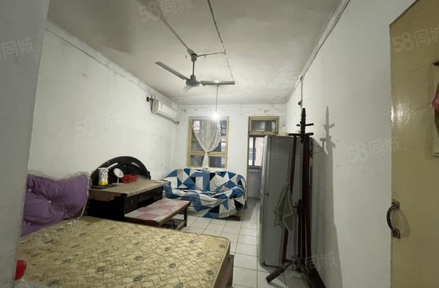 东昌路南 光岳宾馆 双气都有 单价4000多 中通领秀城对过