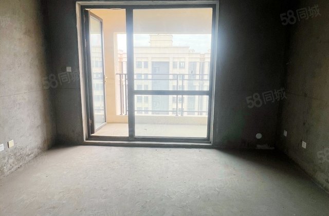 名城府邸3室2厅123㎡68万二手房图片