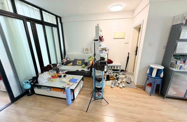 凤凰城凤鸣苑2室2厅95㎡175万二手房图片