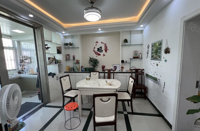 兴华路与向阳路，颐馨园一期，多层三楼，精装修