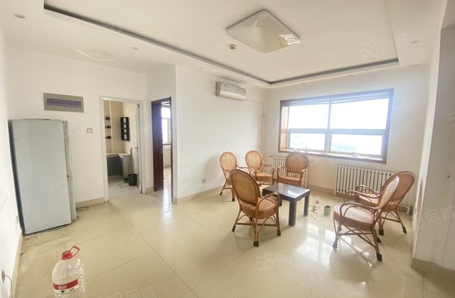 市科技局家属院小区 居住密度低 购物方便 南北通透 商品住宅