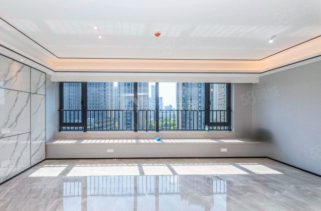 滨康天曜城4室2厅124.82㎡690万二手房图片