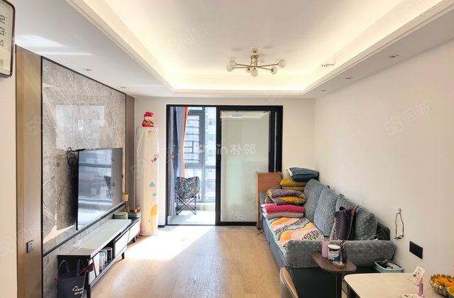 万科里金域国际(四期)3室2厅100.57㎡180万二手房图片