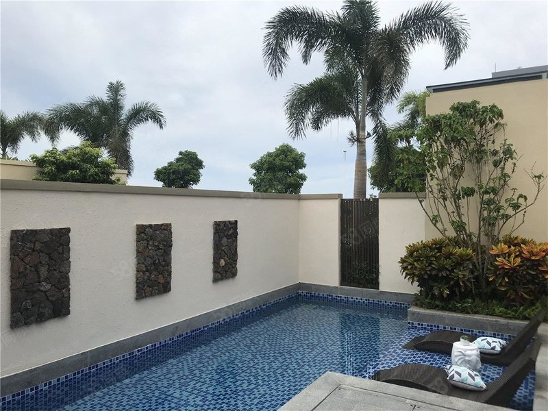 钜惠特价!保利海棠湾 精装一线海景克拉墅 带私家花园泳池车位