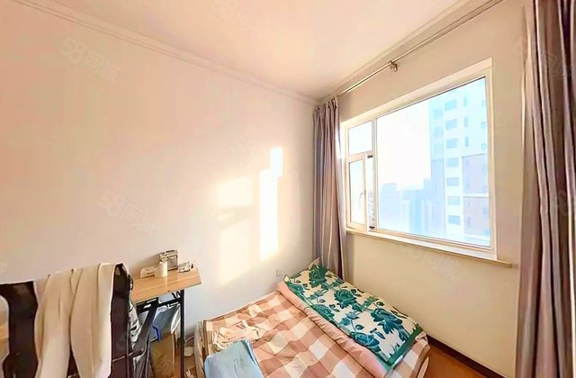 自由花园小区2室2厅108㎡64万二手房图片