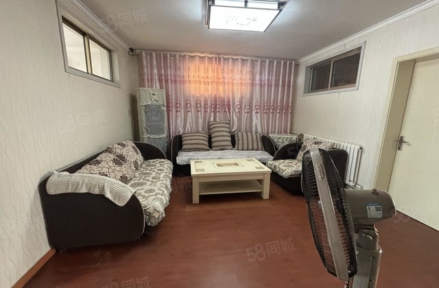 急售 香江妇幼旁 乐园 实验 湖北小区 三室边户可按揭