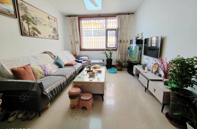 急售七中旁好楼层 小区停车方便公摊面积小 价格可谈