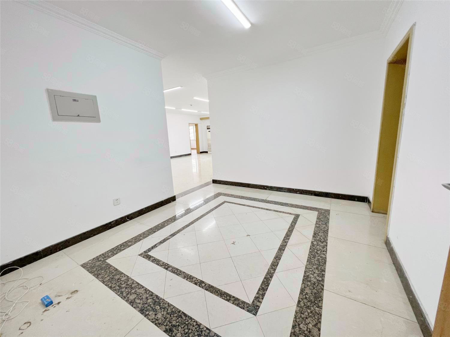 匯欣公寓2室2廳2衛(wèi)173.5㎡東南790萬