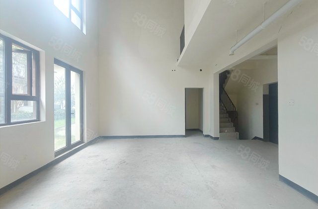 金辉泊舍3室2厅241.8㎡318万二手房图片