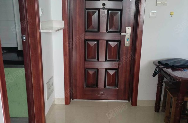 天巢广场1室1厅40.35㎡30.8万二手房图片