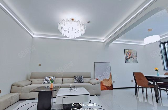 水城雅居 精装修一楼，面积88平 带储 报价58.8万有钥匙