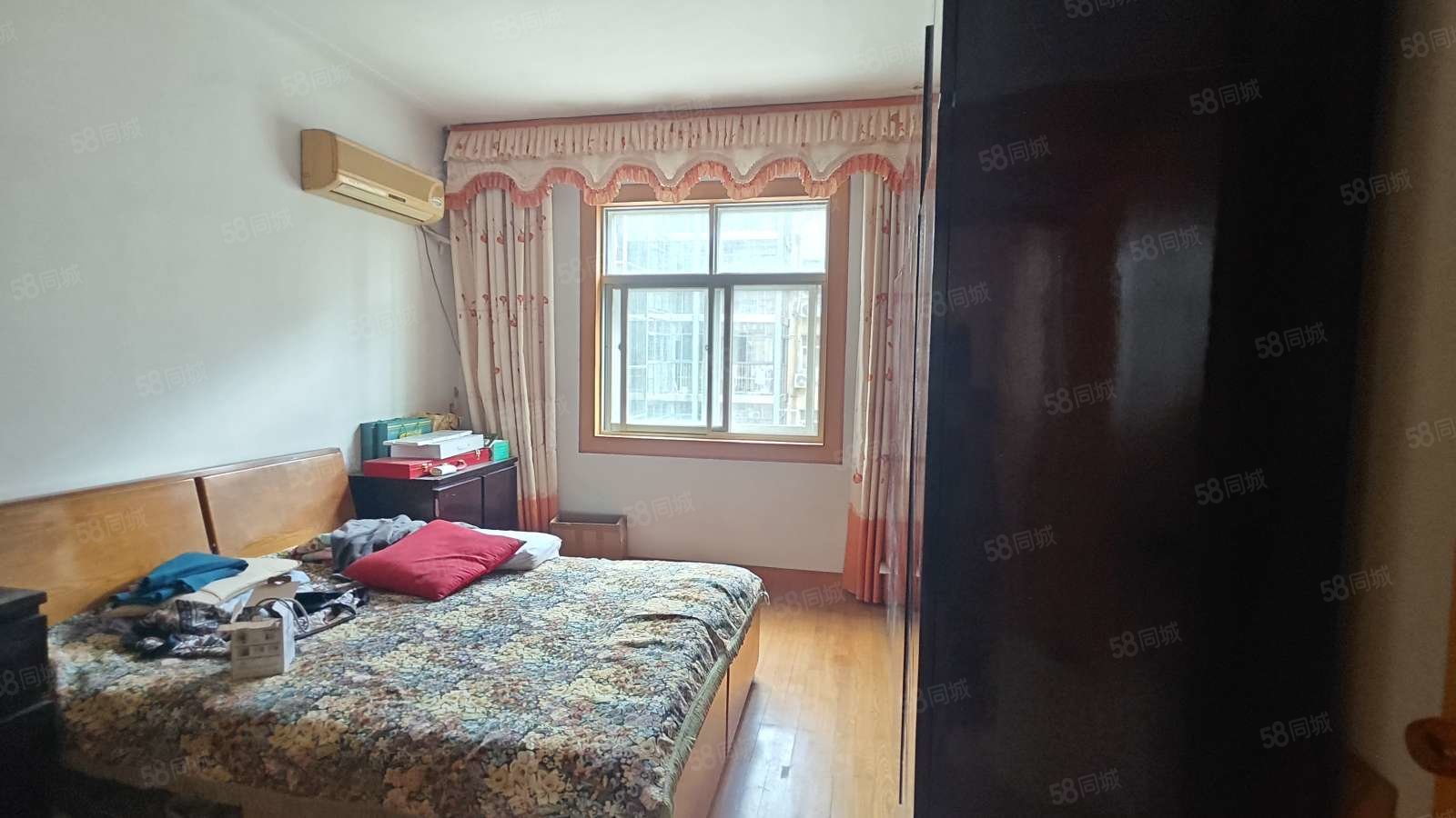 金凤苑3室2厅1卫97㎡南30万