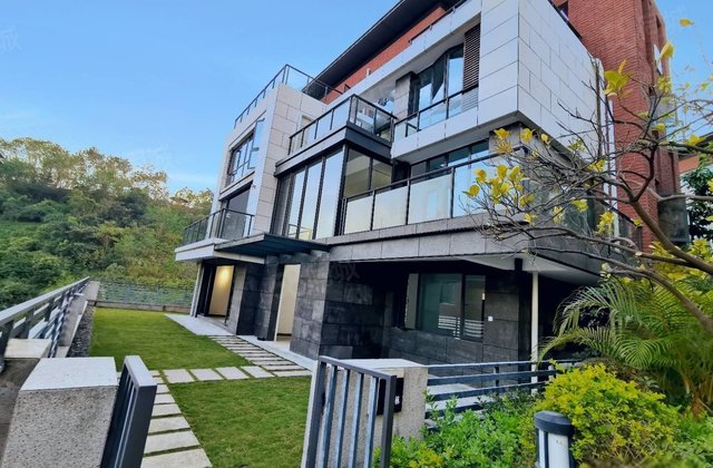 深圳房产信息 深圳二手房 盐田一手独栋别墅(半山豪宅,上下7层,大花园