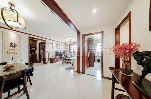 世华龙樾二里2室1厅80.5㎡628万二手房图片