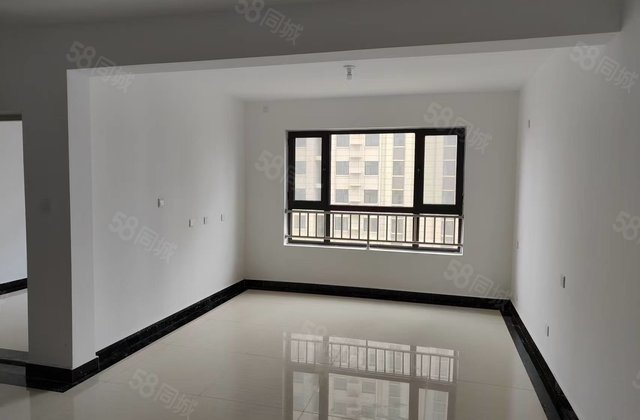 利民路 六中 慧德对过 孟达中央帝景两室商品房中间楼层