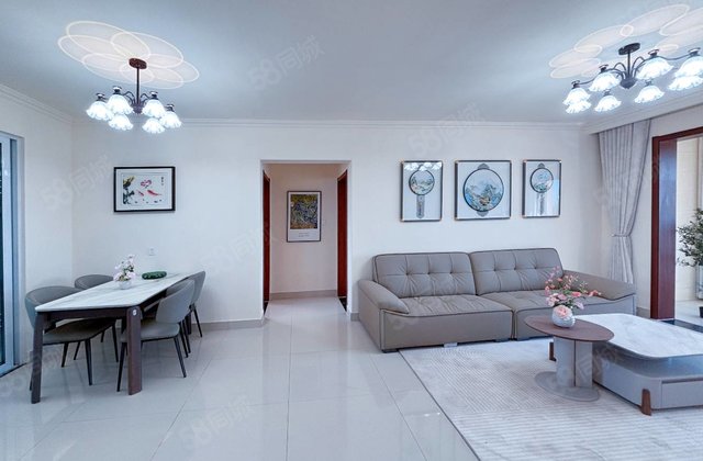 香江附近，电梯洋房，三室两厅两卫，送精装修和储藏室。