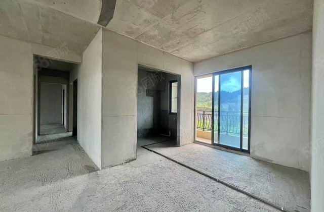 碧桂园奥林湖山4室2厅143㎡50.8万二手房图片