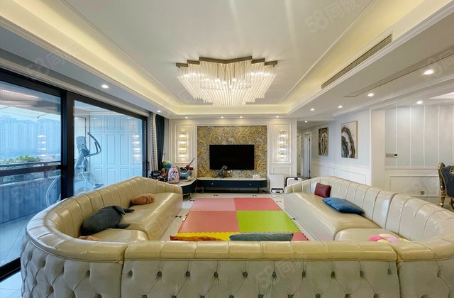 约克郡壹號湖畔5室2厅205㎡490万二手房图片