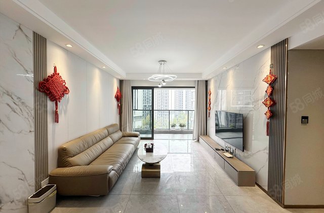 华润未来之城三期3室2厅119.06㎡205万二手房图片