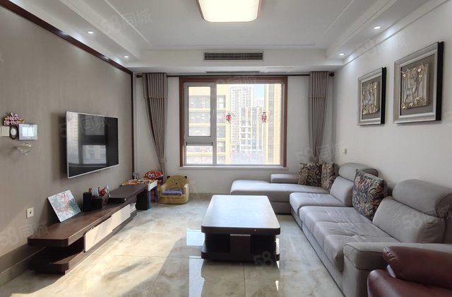 徒骇河旁！精装三室双卫，可拎包入住带车位送储，南北通透采光好