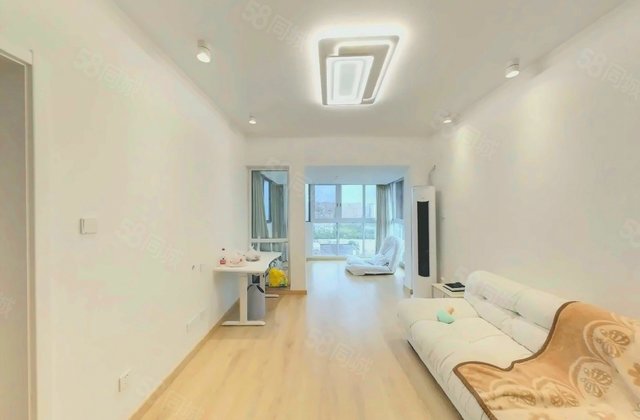 交大格外2室2厅69.52㎡140万二手房图片